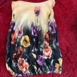 This tube top is super cute